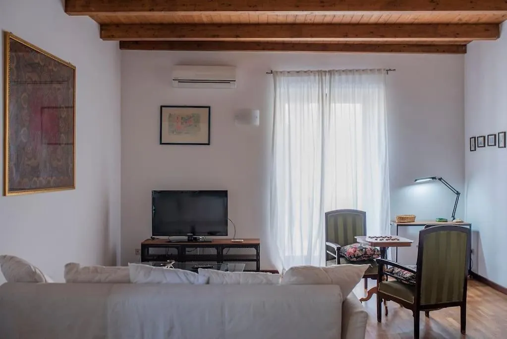 Cavour Elegant Apartment At Massimo Theater Palermo
